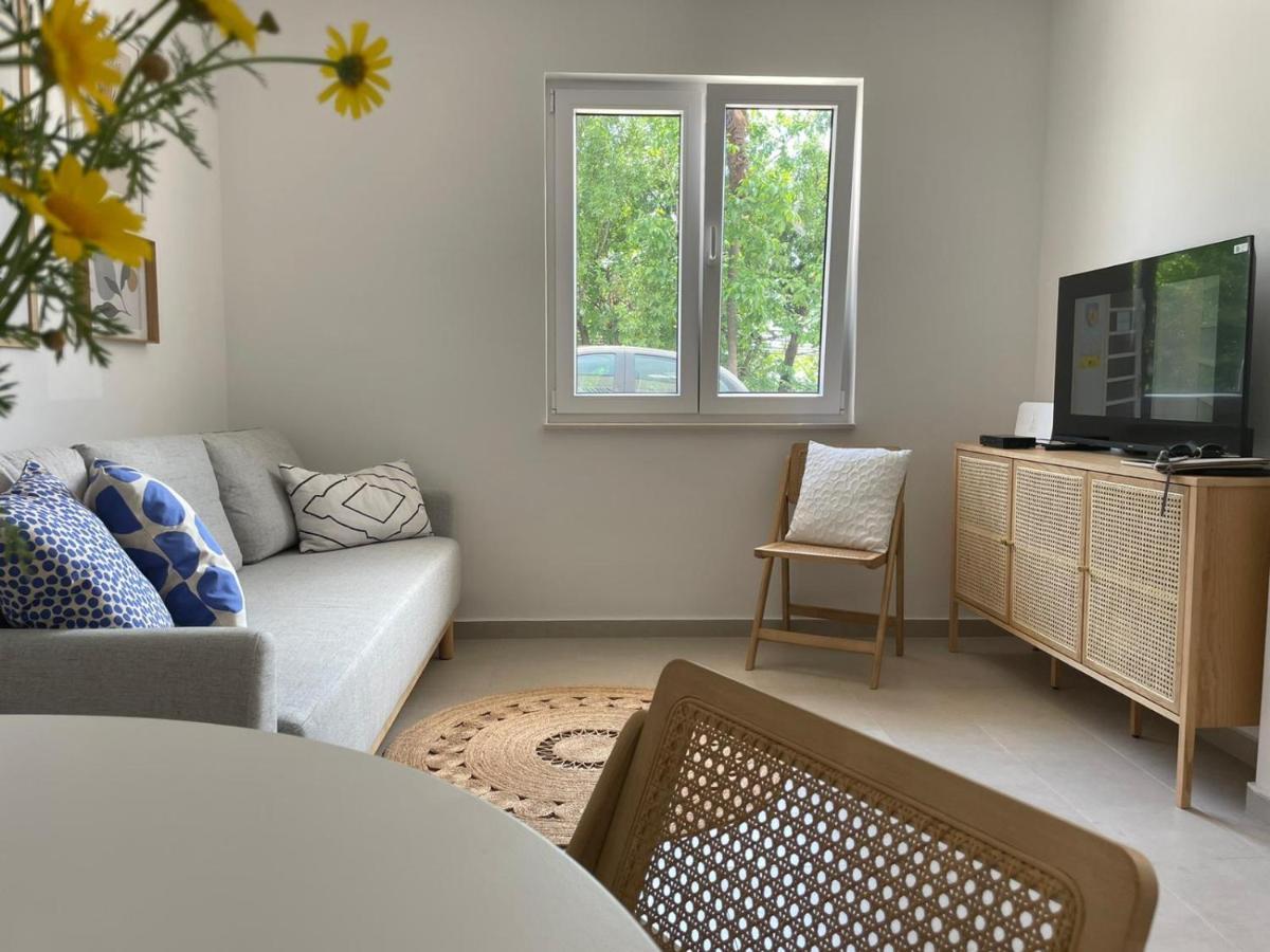 Apartment Sur La Plage Podstrana Esterno foto