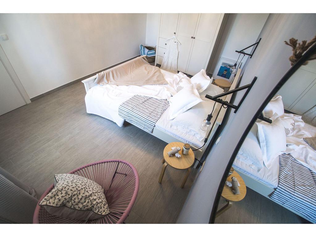 Apartment Sur La Plage Podstrana Esterno foto