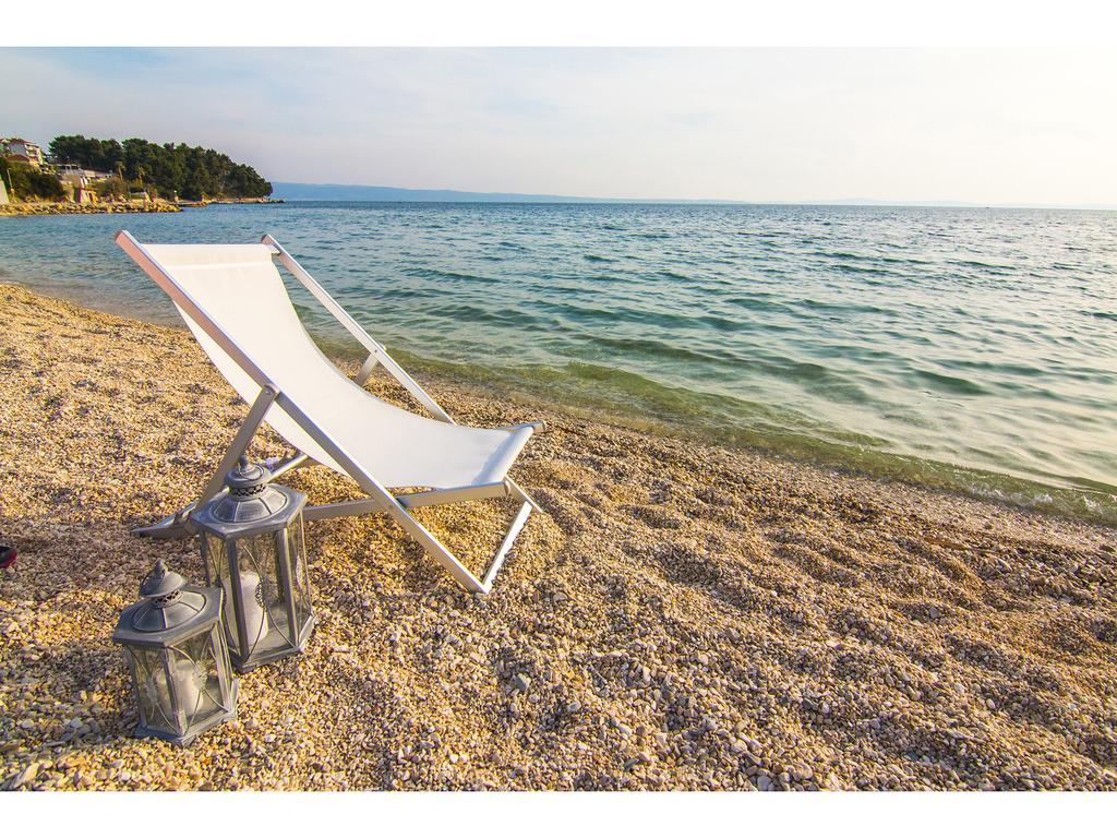 Apartment Sur La Plage Podstrana Esterno foto